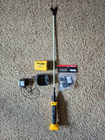 Hot shot rechargeable cattle prod 1