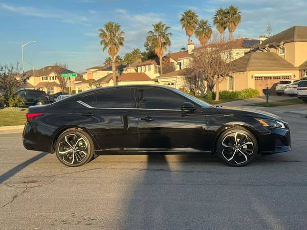 2024 Nissan Altima with only 8k Miles! - $20,990 (fremont / union city / newark)63613871715841124
