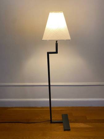 Robert Abbey "Doughnut" One Light Floor Lamp 1