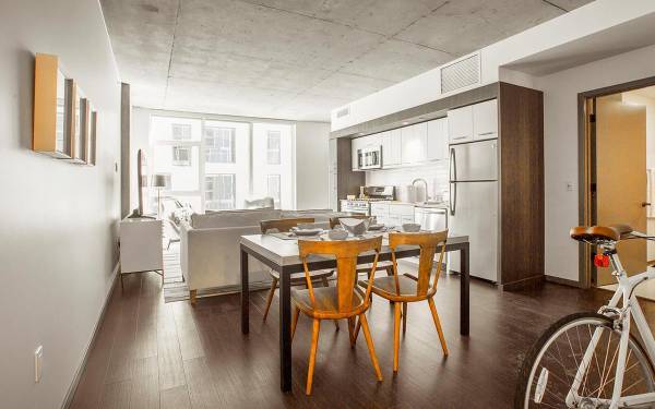 $3,318 / 2br - 1197ft2 - Sleek Kitchen Design, Walking Distance To Dog Parks (Pearl/NW Portland/Downtown/Portland)63956926118019120
