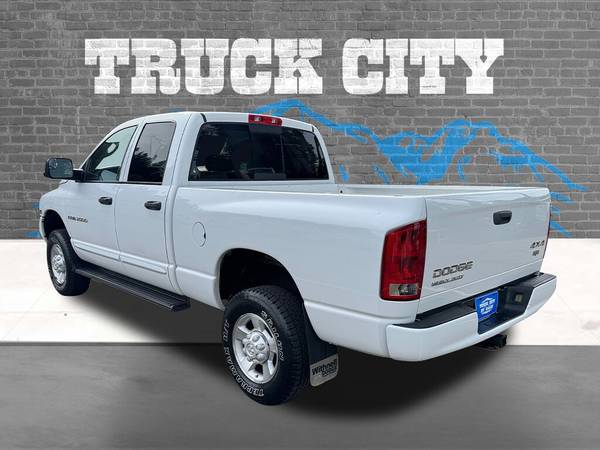 2004 Dodge Ram 2500 4x4 4WD Camioneta Laramie Quad cab Super Low Miles!!! - $16,999 (1621 West Valley HWY E Sumner, WA 98390)63623125026435124