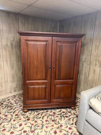 TV center and two other items 1