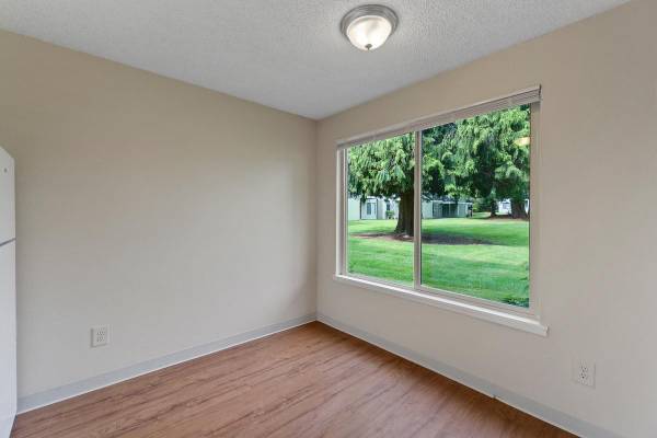 $1,695 / 2br - 810ft2 - Pet Friendly, Great Community With Amazing Deals! (3280 Pine Road NE , Bremerton, WA, 98310)63688608237059124
