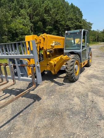 Telehandler 11 000 lb 1