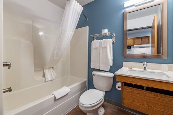 $1,350 PET FRIENDLY63693502279937123