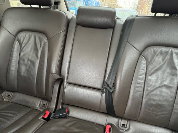 Audi Q7 premium plus - $8,000 (Bronx)63469892641921122