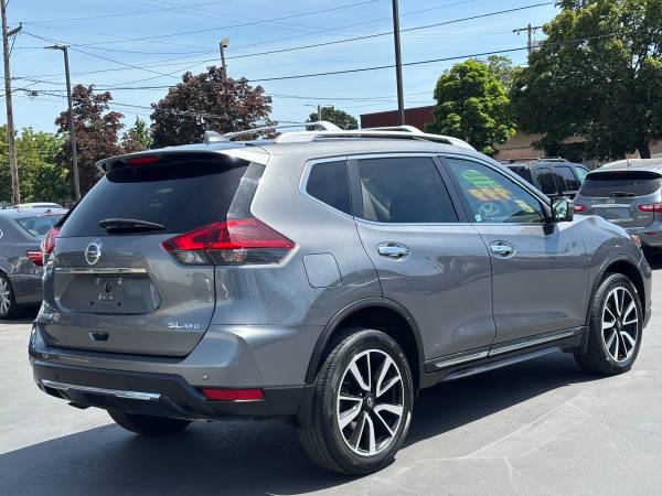 CARGADO//2019 Nissan Rogue - $10,700 (3K BELLOE KBB // AHORRADOR DE GASOLINA)63435518244097124
