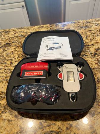 Craftsmen 4-1 level with laser trac 1