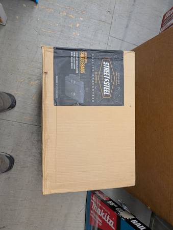 Street & Steel leather large slanted motorcycle saddlebags New 1