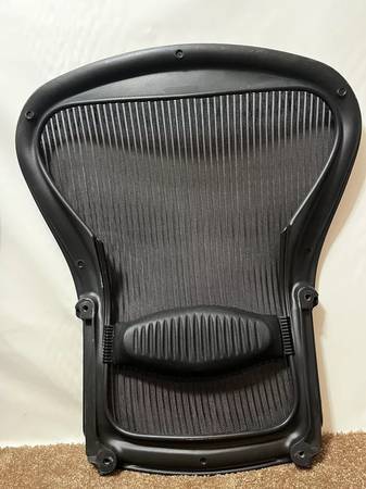 Herman Miller Aeron Classic Size C - Back Mesh w/ Lumber Cushion [PART - $99 (Union Square)63471464176001121