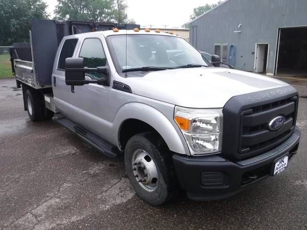 2013 Ford f-350 Super Duty XL 4x2 4dr crew cab Tommy Gate - $15,999 (Saint Bonifacius)63489863944963121