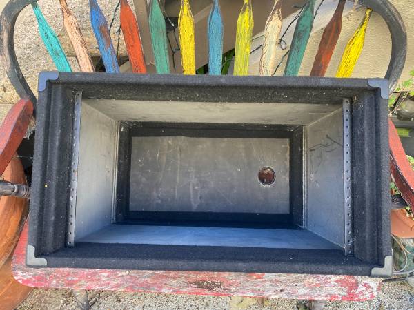 Grundorf Carpet Series SR Rack Shell 6U 1