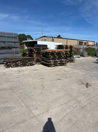 Used Wood Fence Panels - Free 1