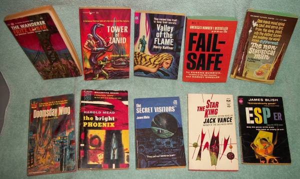10 Vintage Science Fiction Paperback Books SCI - FI (Group 1) 1