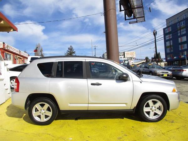 2008 Jeep Compass Sport. 4x4, ¡SOLO 117,000 MILLAS!, Llame/Escriba al (206)535 - $4,99963474373013251124