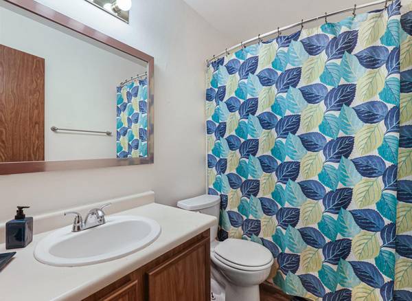 $1,685 / 2br - Parque Principal de la Ciudad (jardín, área de juegos, parque para perros)+ 2 Dormitorios en Excelente Ubicación (SE Portland)63841708517121123