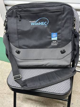 Laptop bag: Microsoft WinHEC 2005- padded black 1