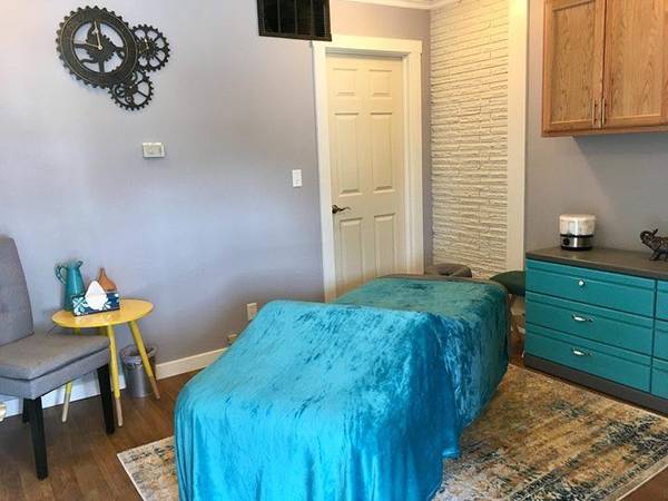 $700 Manson office retail space63845973210753122