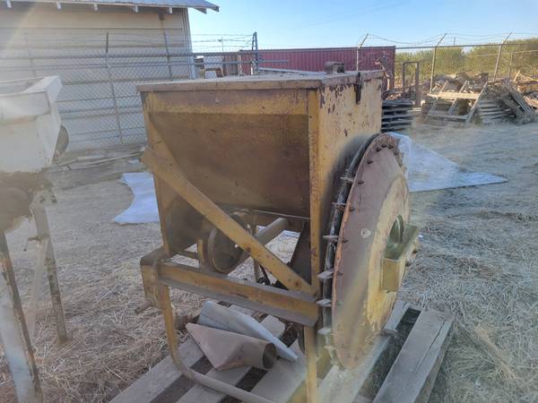 Vineyard duster 1