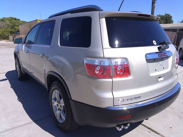 2009 GMC Acadia SLT 2WD - $5.995 (brentwood / oakley)63487119079683122