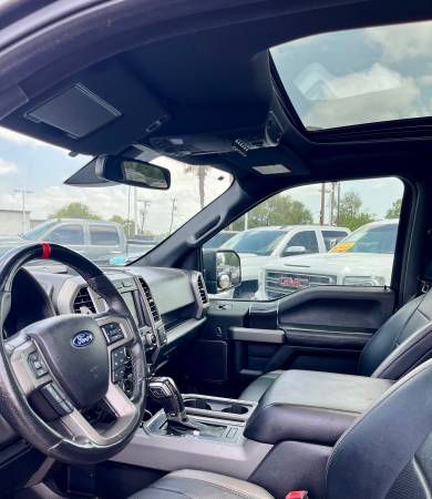 2018 Ford F-150 Raptor CLEAN! - $30,995 (Corpus Christi)63478845345283122