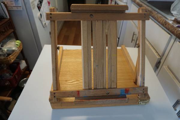 Desktop Easel 1