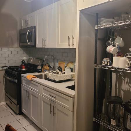 $850 / 2br - $850/ 1br - $850/ habitación amueblada, Cuarto en Renta, Dhome me qera (Bronx, Pelham Parkway)63689881343489122