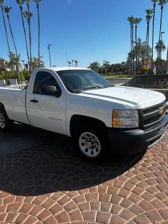 2013 Chevy Silverado 1500 Camioneta de trabajo V6 - $6,500 (Chandler)63616969578371123