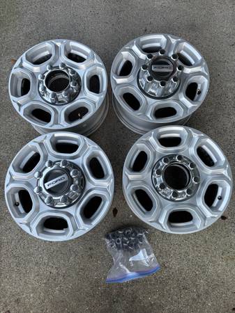 18” Ford F-250 Wheels 1