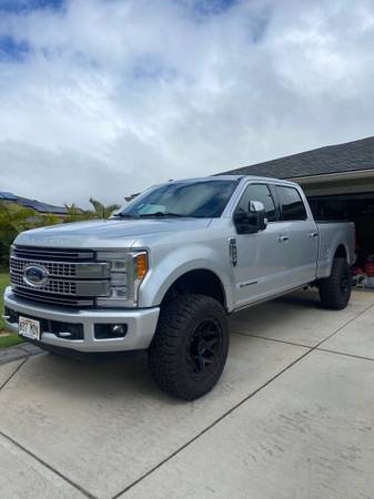 **SUPER CLEAN 2017 PLATINUM FORD F350** 1