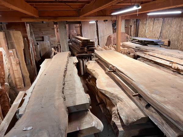 Live Edge Slabs   Lake Tapps area 1