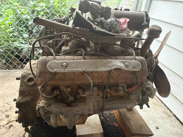 Oldsmobile Rocket 88 engine and transmission 1
