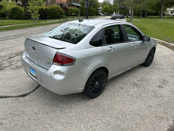 2010 Ford Focus - Runs Well - $1,850 (Evanston)63618802747011124