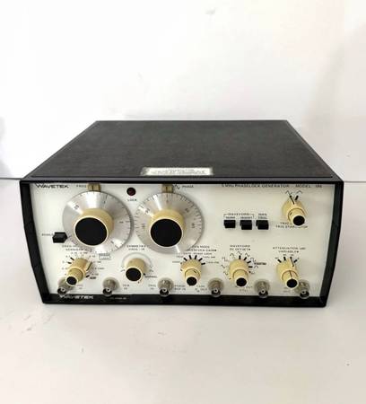 Wavetek Model 186 Phaselock Signal Generator 5 MHz 1
