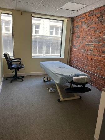$800 Shared Office Space $700 (Boston)63655287787139123