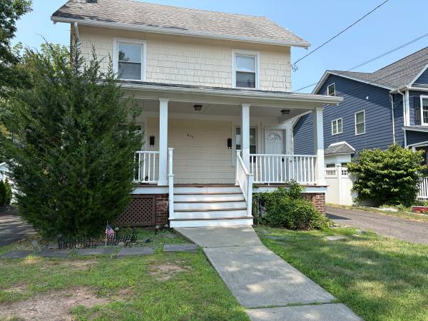 $2,600 / 2br - ALQUILER ACOGEDOR EN WESTFIELD (WESTFIELD)63676291437313120