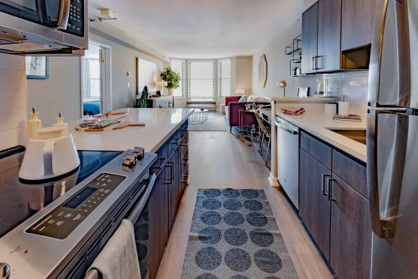 $3,568 / 1br - 0705ft2 - Balance Your Life and Live at the center! The Fillmore Center (western addition)63687423208195121