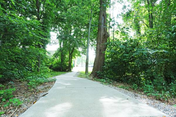 $1,019 / 2br - 920ft2 - Designed To Be Home! (Jeffersonville, IN)64008827500161121