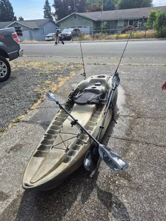 Kayak de pesca - $600 (Redmond)63471364336769120
