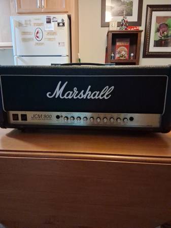 Marshall Jcm 900 model 4500 1