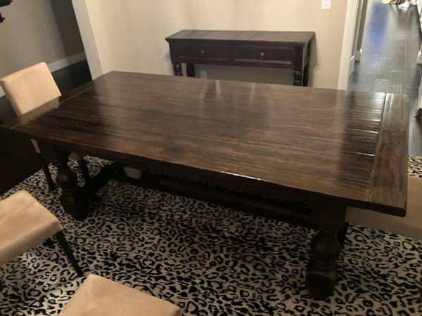 Pottery barn Cortona Dining table 1