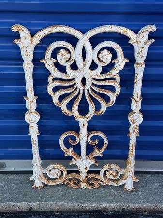 Victorian Design Rectangle Cast Iron 1