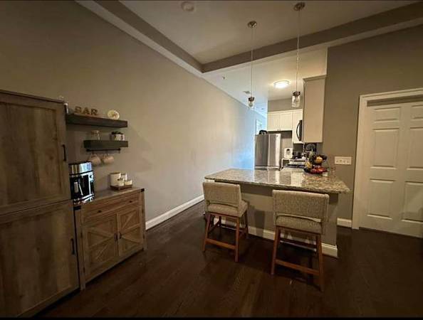 $600 / 1br - HABITACIÓN EN ALQUILER EN MOUNT VERNON – BAÑO PRIVADO, ESTACIONAMIENTO E INTERNET (DOWNTOWN BALTIMORE)63624727528579124