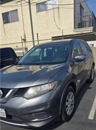 2014 NISSAN ROGUE S - $4,988 (818- 841-6100) (North Hollywood)63623833528963121