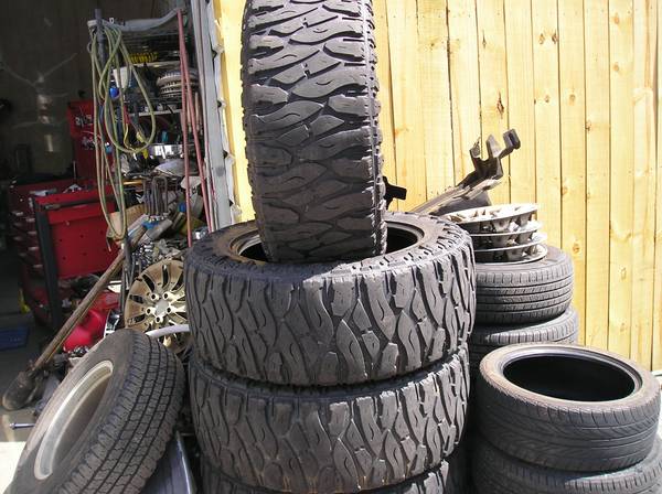 4 24 inch nitto tires 1