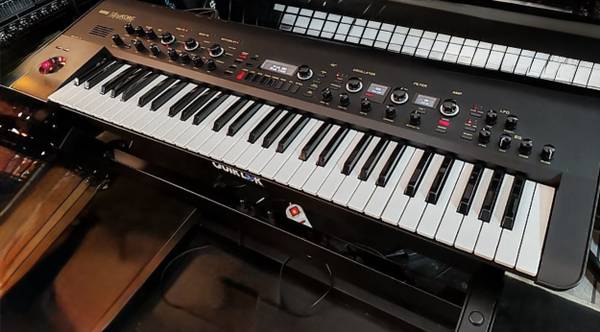 King Korg Edición Limitada - $799 (Studio City)63470445434755122