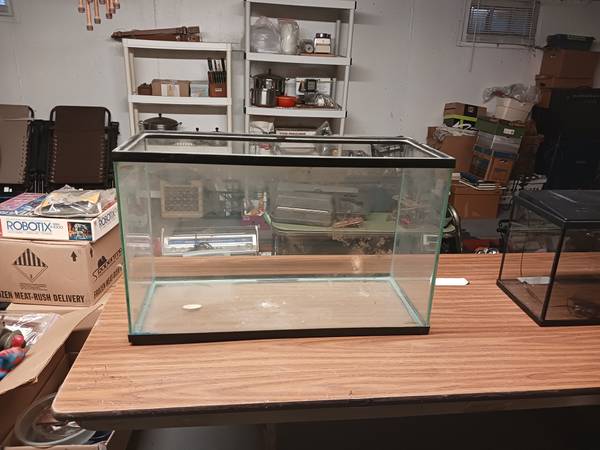 29 gal.tank (Huntington station)63621750010753121