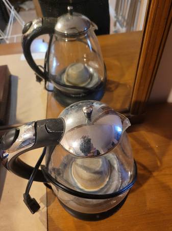 Capresso Electric Kettle 1