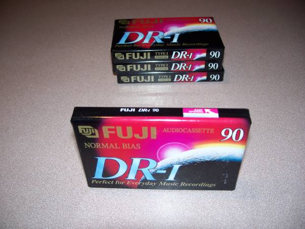 Fuji DR-I Audiocassette Tape 1