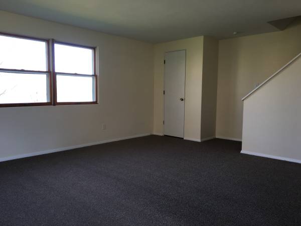 $1,500 / 3br - 1200ft2 - 3 habitaciones, 1.5 baños, Endicott, NY (Endicott, NY)64035576341633121